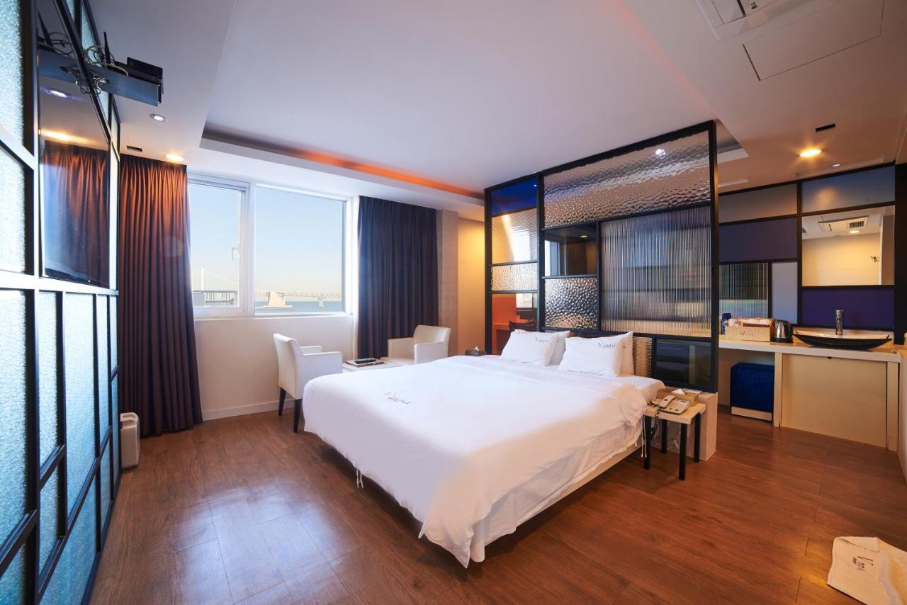 Busan Premium V Hotel Exterior foto