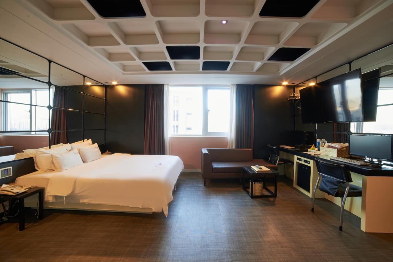 Busan Premium V Hotel Exterior foto